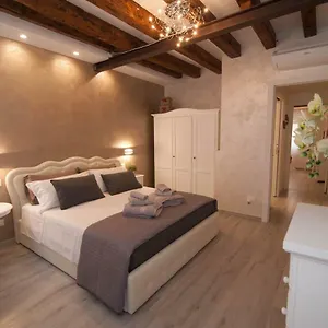Ca Del Pape Apartment
